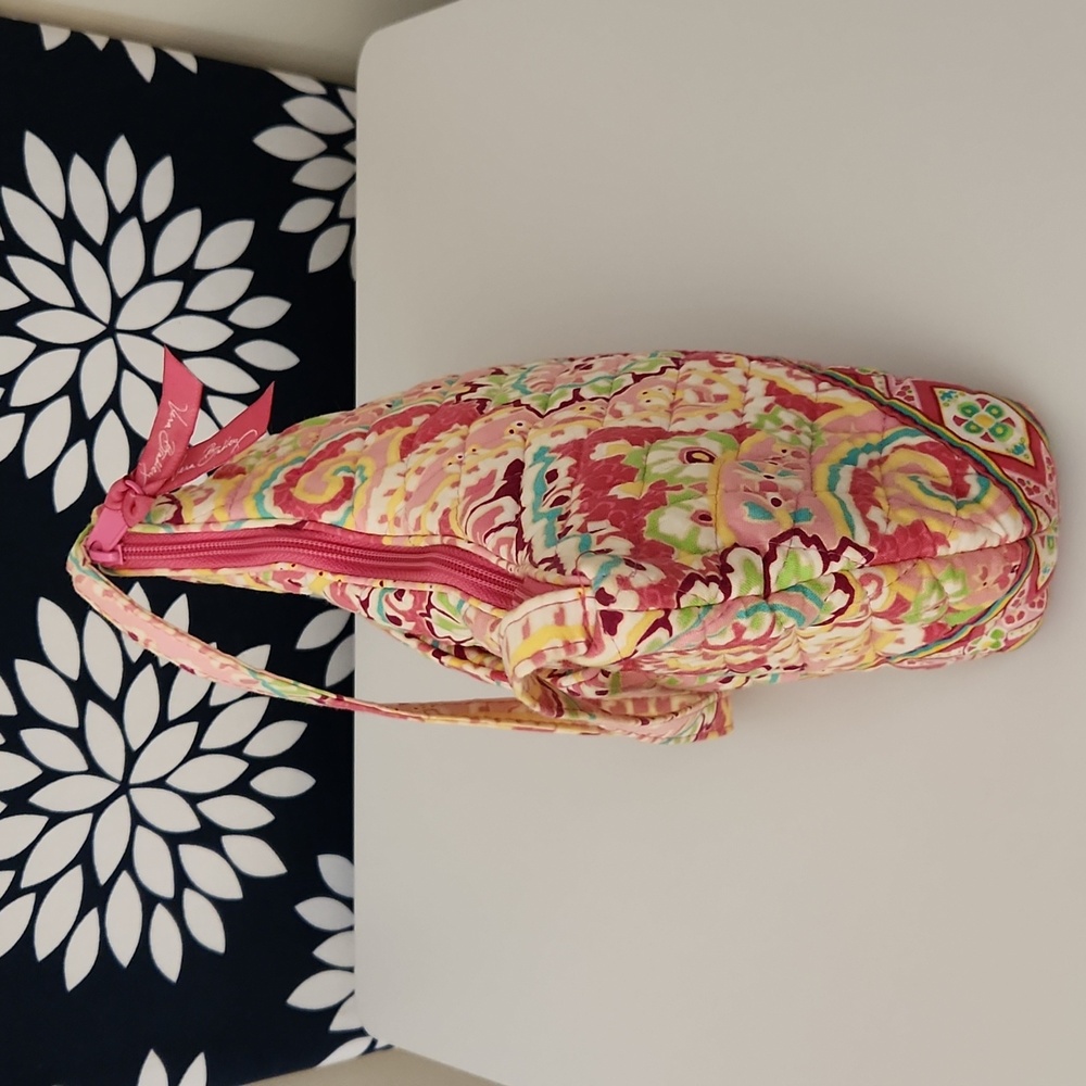 Vera Bradley Capri Melon Maggie Small Shoulder Bag Floral Like New - Picture 2 of 6